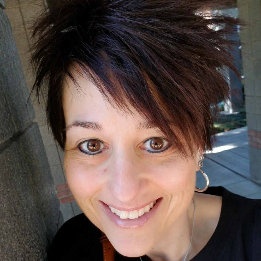 Meet your Posher, Michele